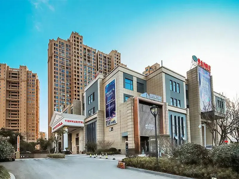 Vienna Hotel Jiangsu Suzhou Wujiang Bus Passenger Station