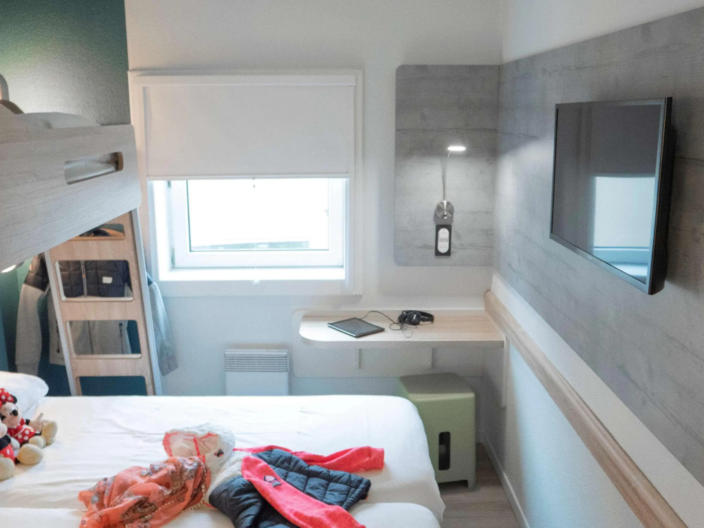Отель ibis budget Paris Porte d'Orleans в Париже