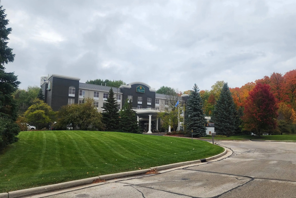 La Quinta Inn & Suites by Wyndham Milwaukee SW New Berlin - Général
