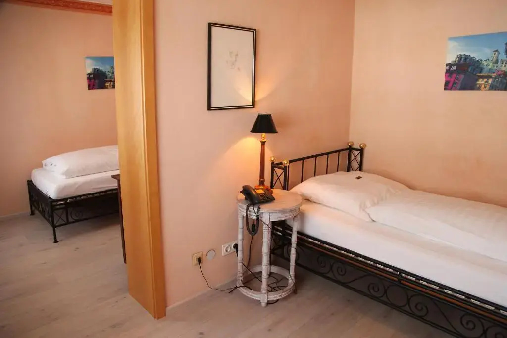 Standard Double room (twin beds)