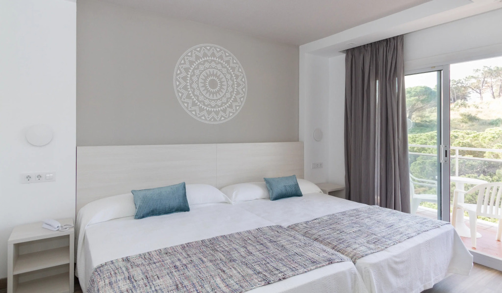 Hotel Oasis Park Splash photo 6