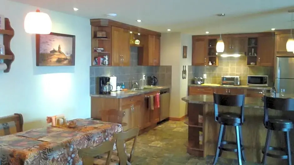 Above Naramata Bed & Breakfast - Chambres