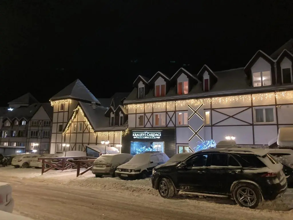Apartman ČAR 19