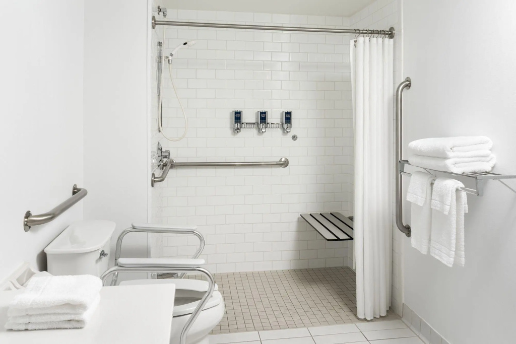 Four Points by Sheraton Kingston