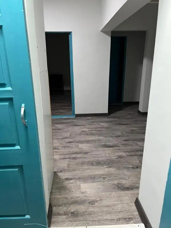 2 bedroom apartment center
