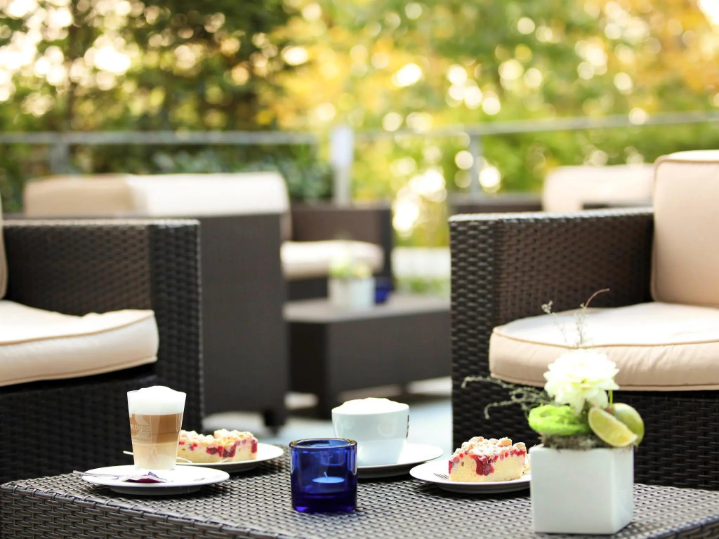 Balcony & Terrace