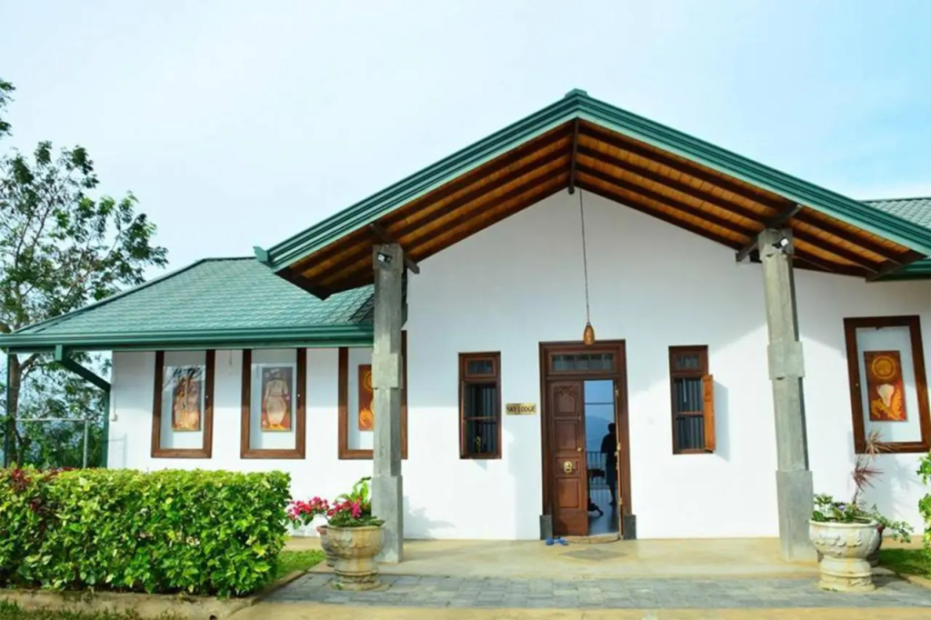 Sky Lodge