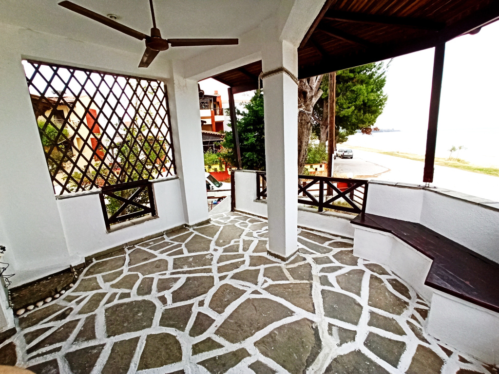 Zennova 22 Nikiti Sea Side House
