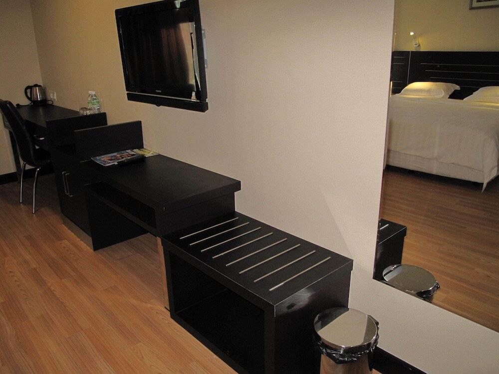 Labuk Hotel
