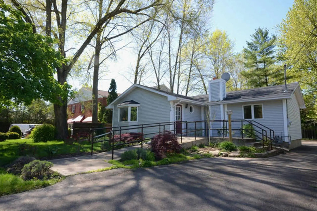 Maple Tree Cottage