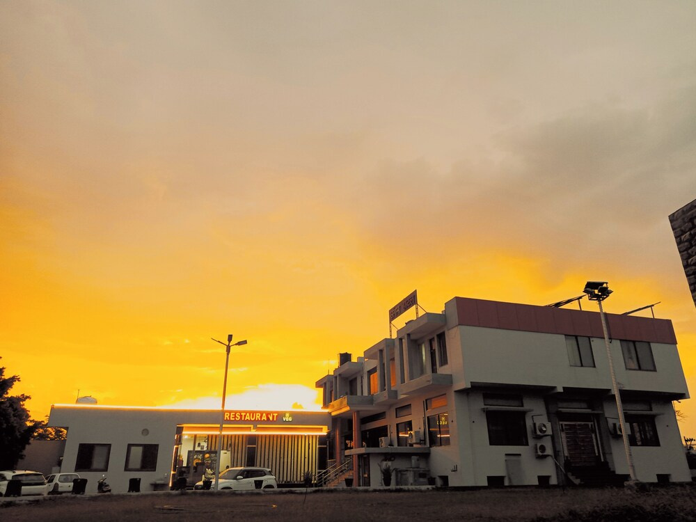 Sangam Hotel