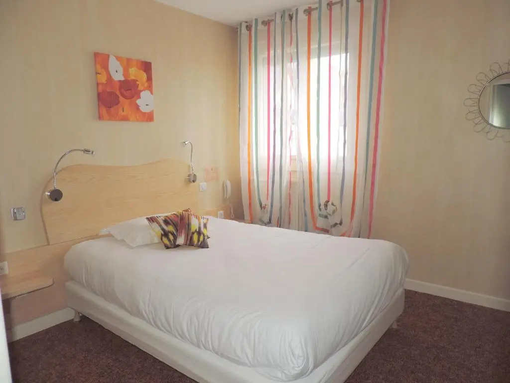 Logis Auv'hotel - Chambres