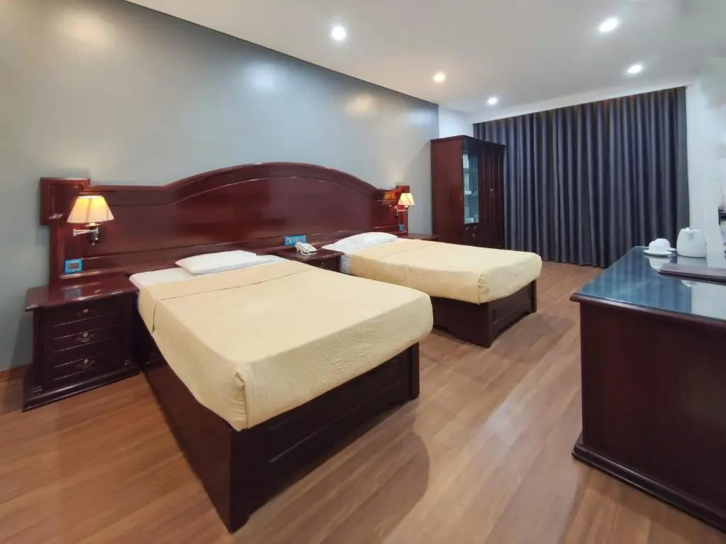 Superior Double room with balcony and with sea view (full double bed)