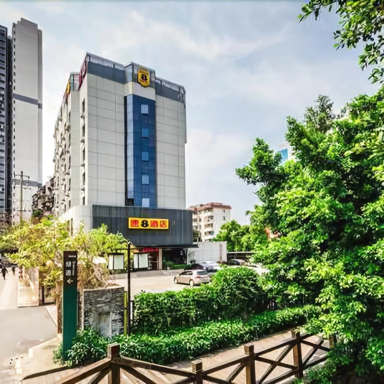 Hotel photo 1