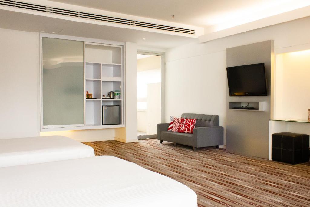 The 5 Elements Hotel