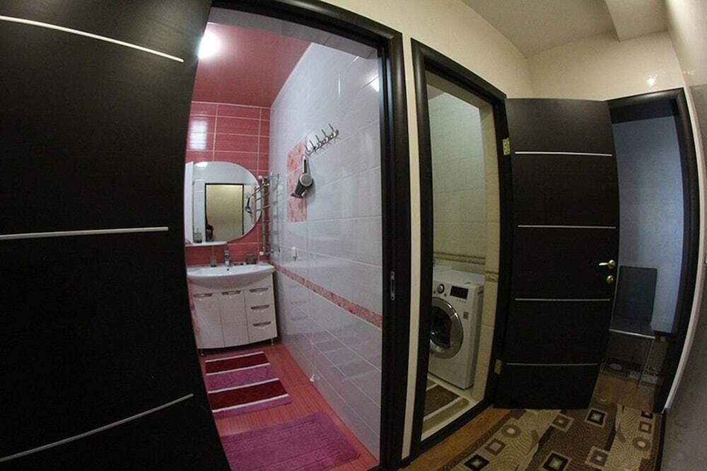 Апартаменты c 1 комнатой с балконом в MILDOM EXPRESS HOTEL