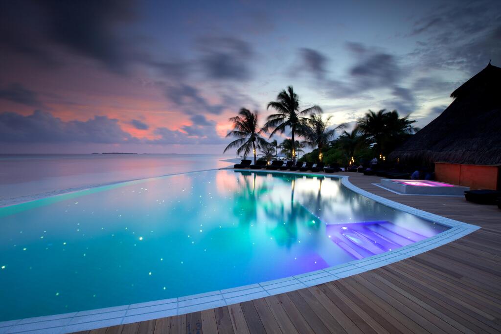 Kuredu Island