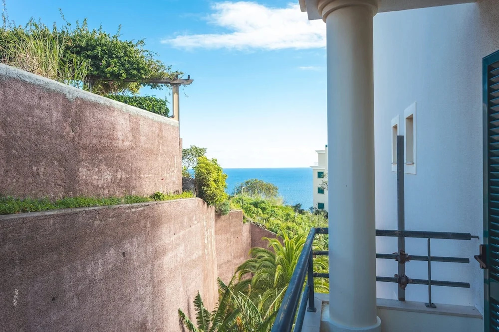 Sweet Home Reis Magos by Atlantic Holiday