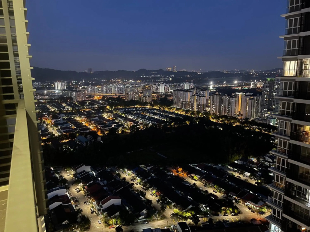 Pinnacle Sri Petaling- 10 mins to Stadium and Pavillion 2