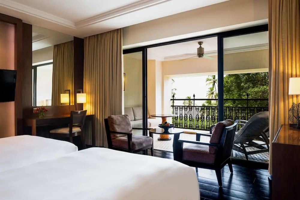 Double room with balcony and with garden view (twin beds)