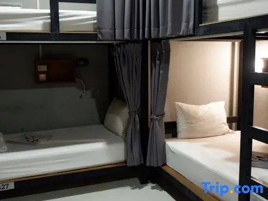 Bed in Dorm