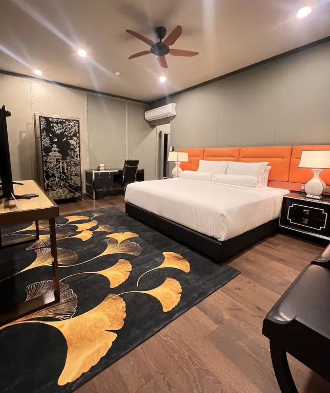 Premier Suite