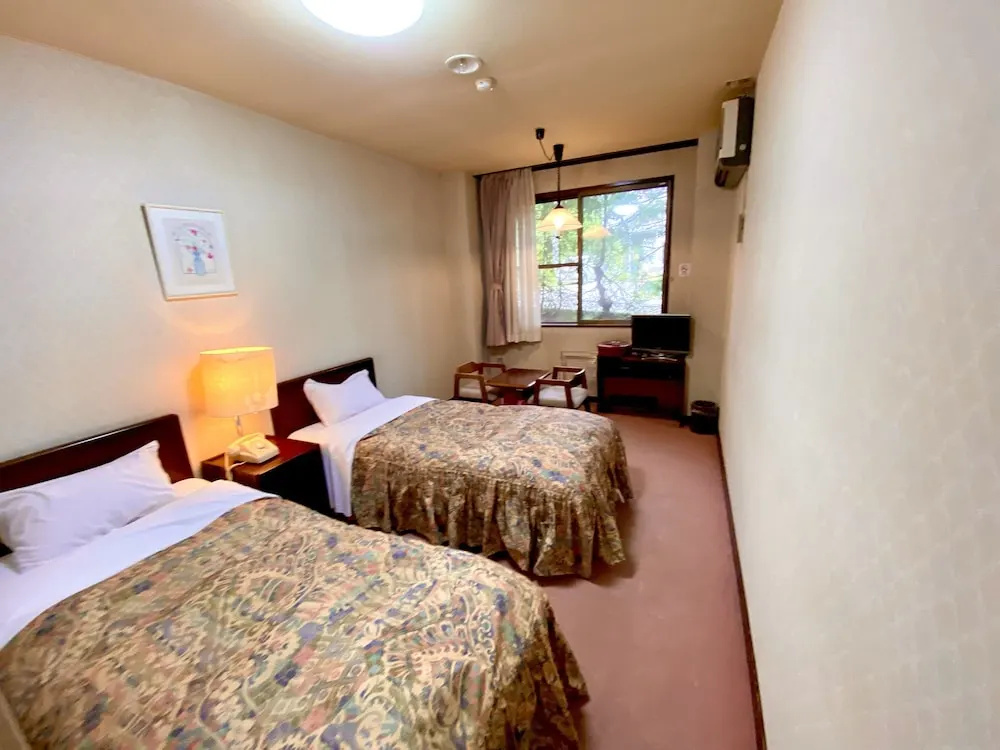 Economy room