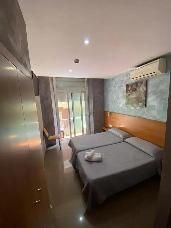 Standard Double room with balcony (twin beds)