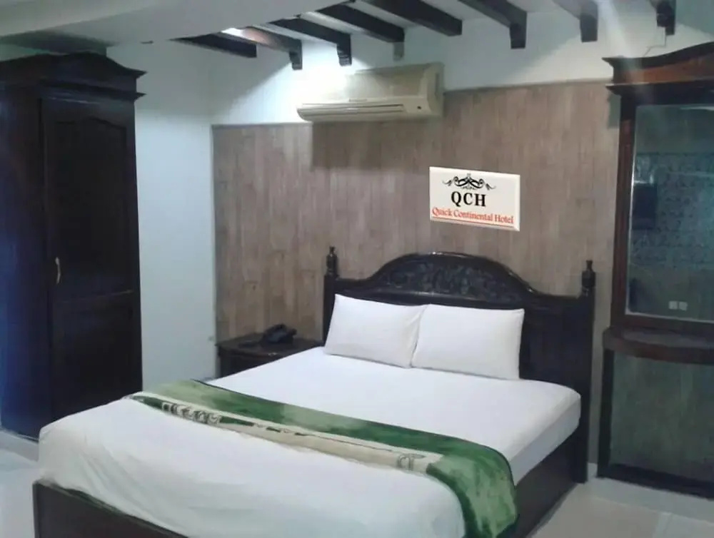 Deluxe Double room (full double bed)
