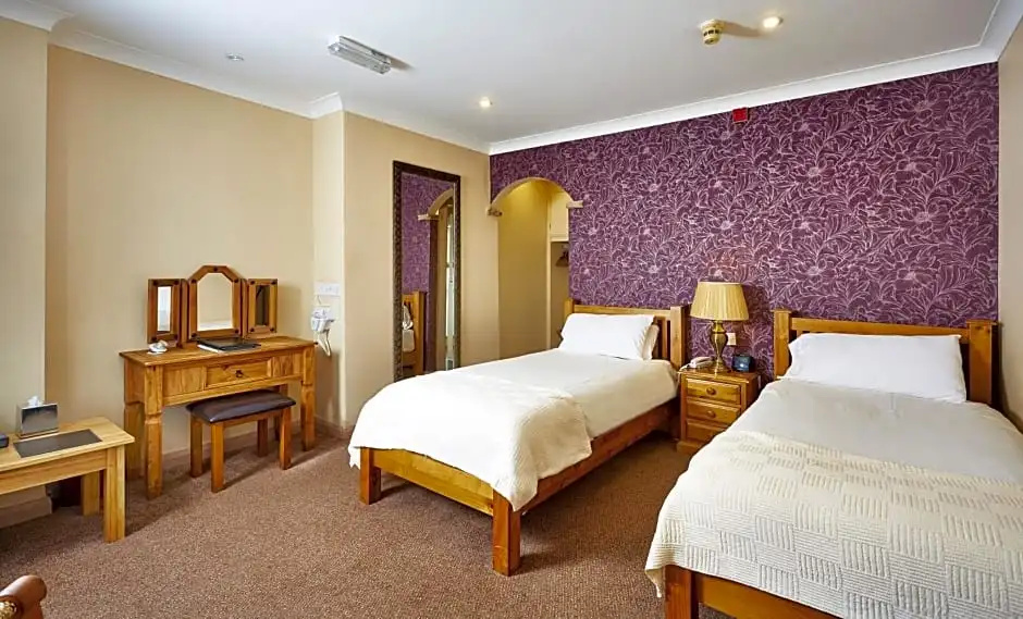 Economy Double room (twin beds)