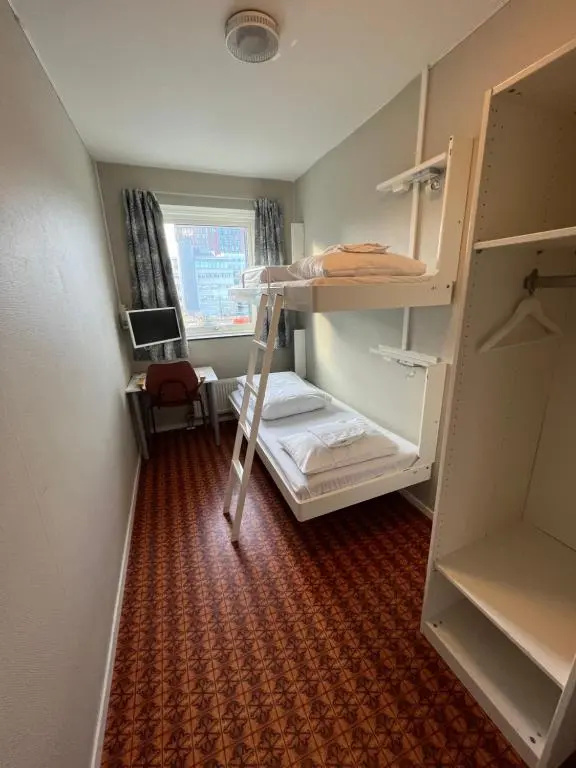 Economy Double room twin beds