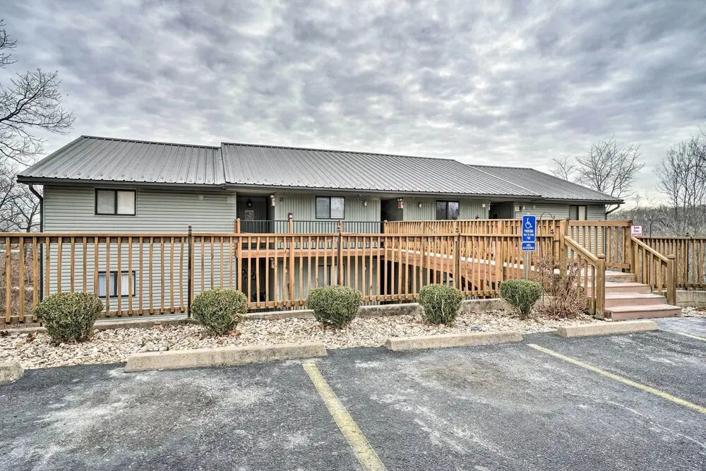 Fish & Hike On-site! Pet-friendly Branson Condo