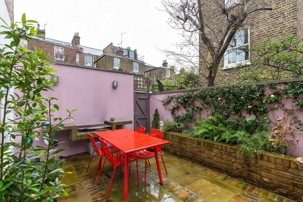Lovely 4 Bedroom House near Portobello