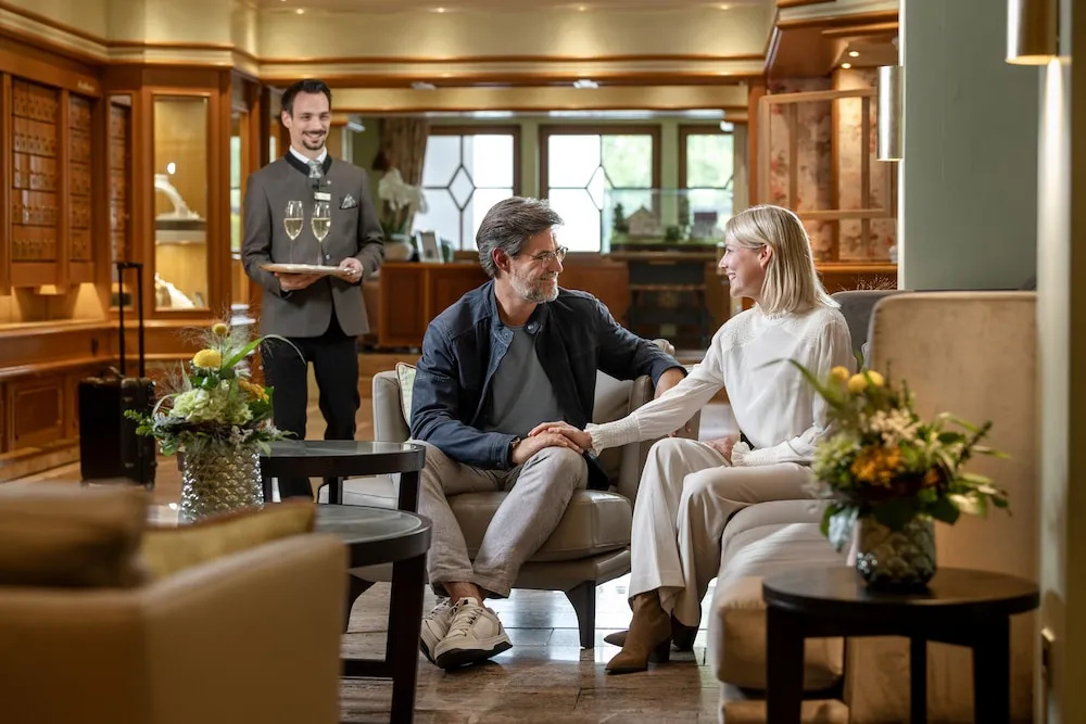 Lobby & Reception