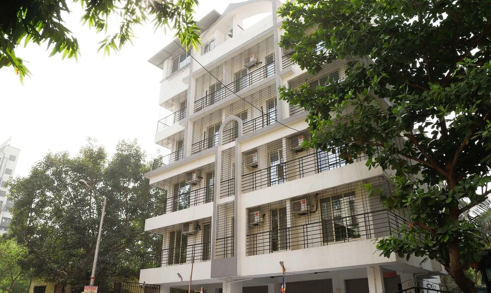 Treebo Trip Nalanda Apts.