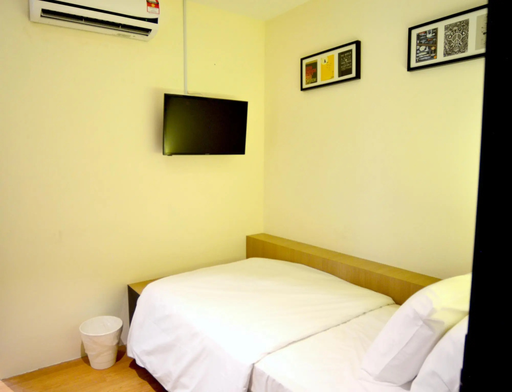Don's Den Hotel - Chambres