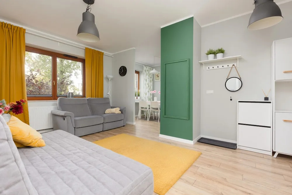 Apartment Warsaw Woronicza by Renters