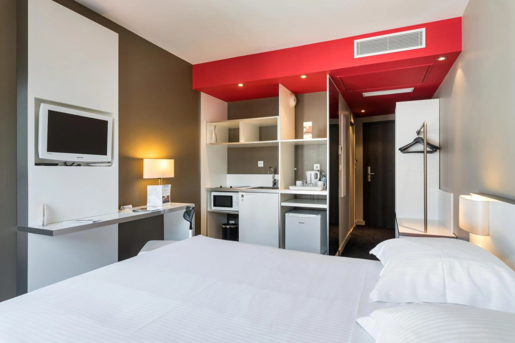 B&B Home Lyon Centre Berthelot — 5