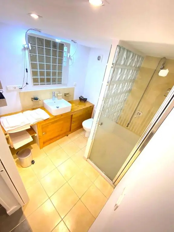 Voir la photo 3 — Jolie appartement individuel, dans un quartier calme très proche de la plage.