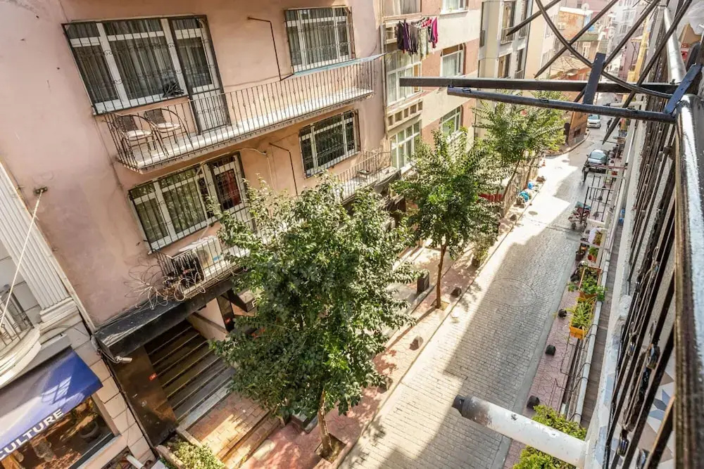 Central and Stylish Flat in the Heart of Beyoglu