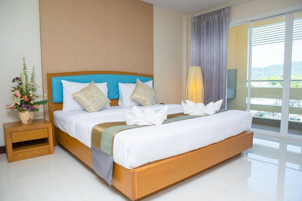 Standard Double room (full double bed)