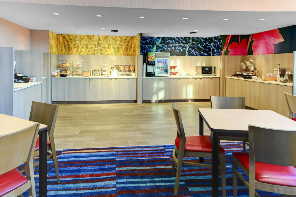 Fairfield Inn & Suites by Marriott Cape Cod Hyannis - Général