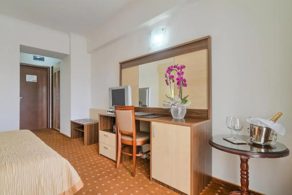 Hotel Saturn - Chambres