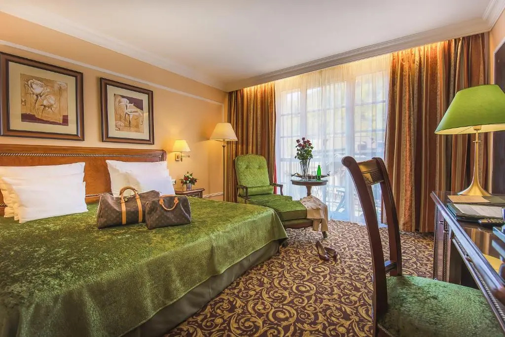 CARLSBAD PLAZA Medical Spa & Wellness hotel - Chambres