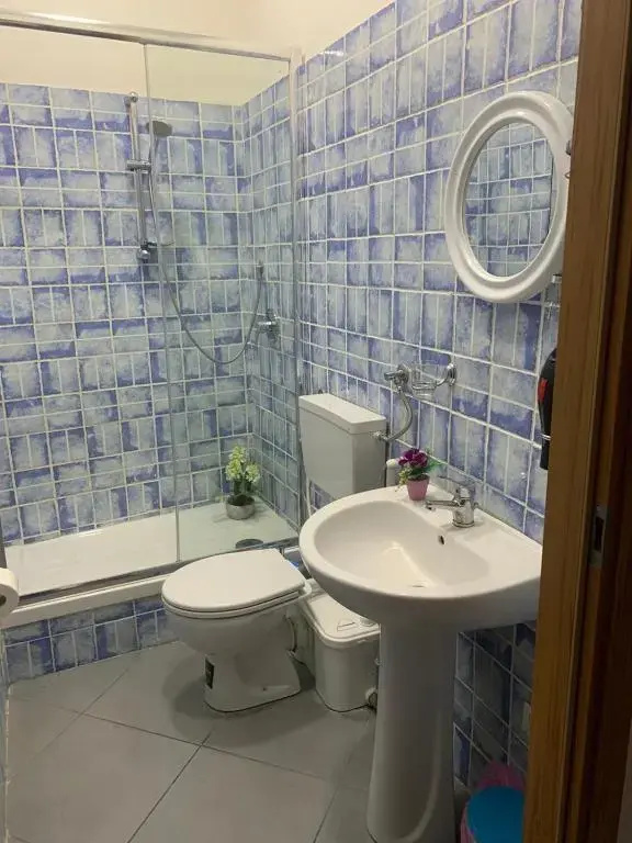 Standard Double room with balcony (full double bed)