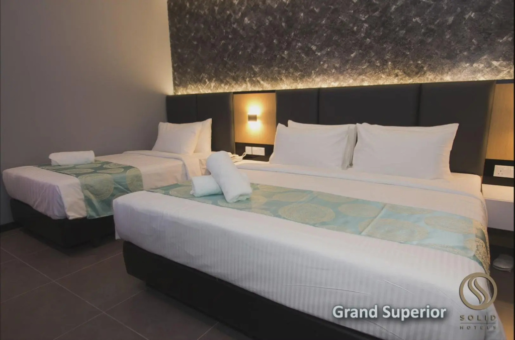 Deluxe Triple room