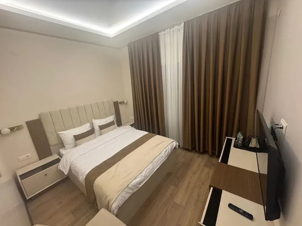 Economy room