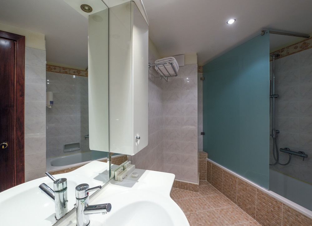 Suite with balcony and with sea view