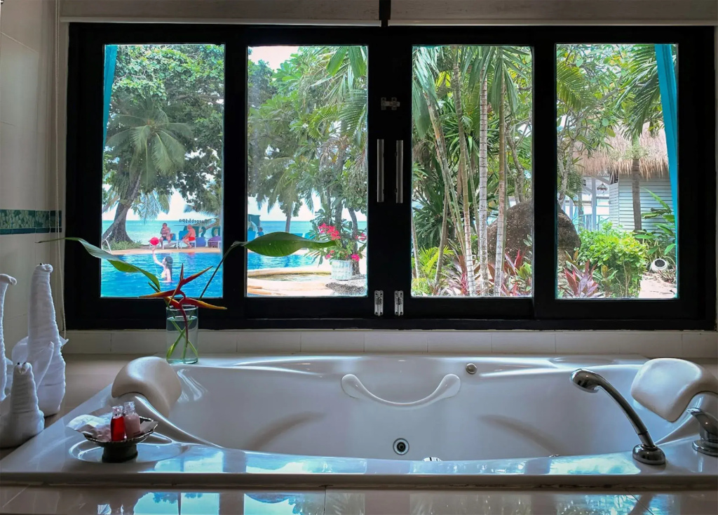 Sand Sea Beach Resort