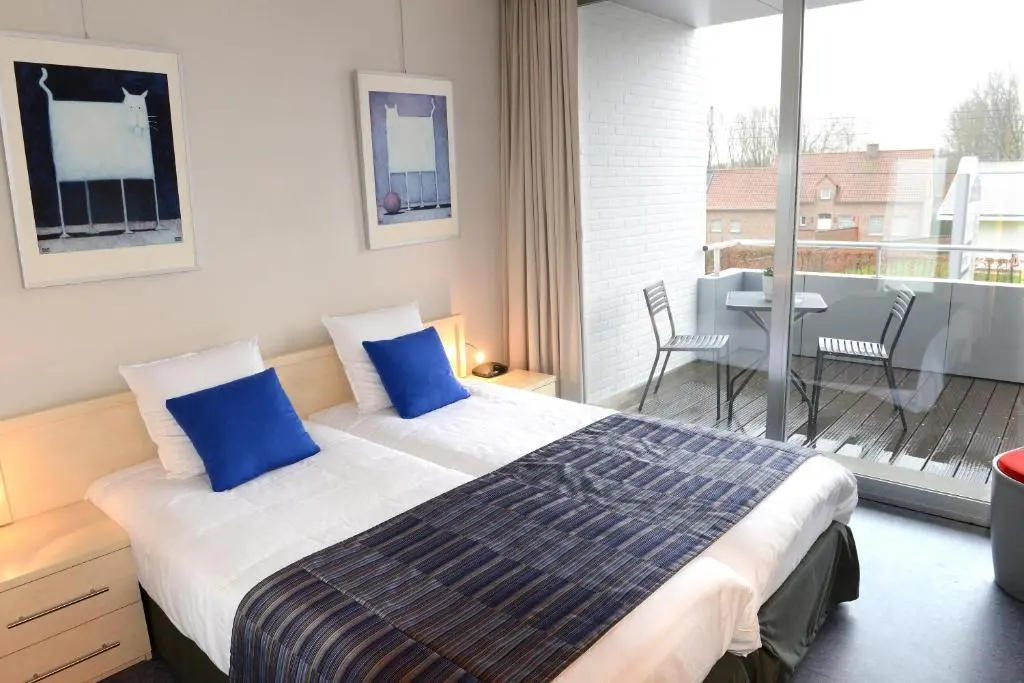 Standard Double room (full double bed)